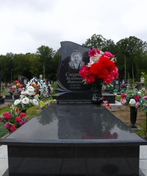 Памятник одиночный 131